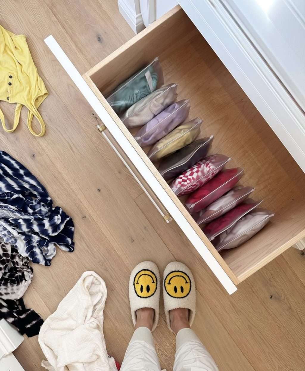 Closet Organization Caitlin Jaymes tips